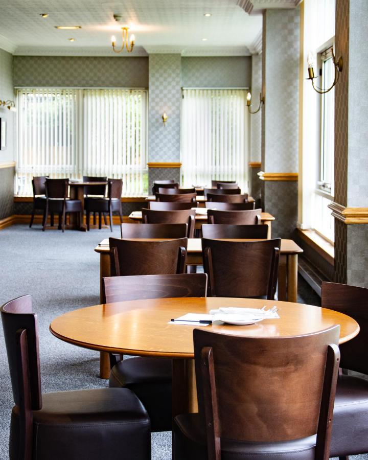 Cairn Hotel Bathgate Exteriör bild