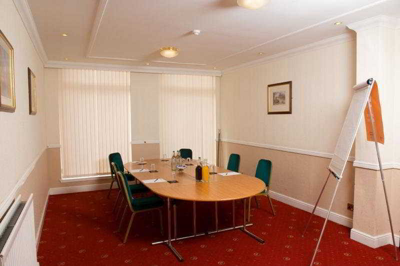 Cairn Hotel Bathgate Exteriör bild