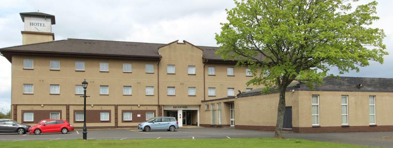 Cairn Hotel Bathgate Exteriör bild